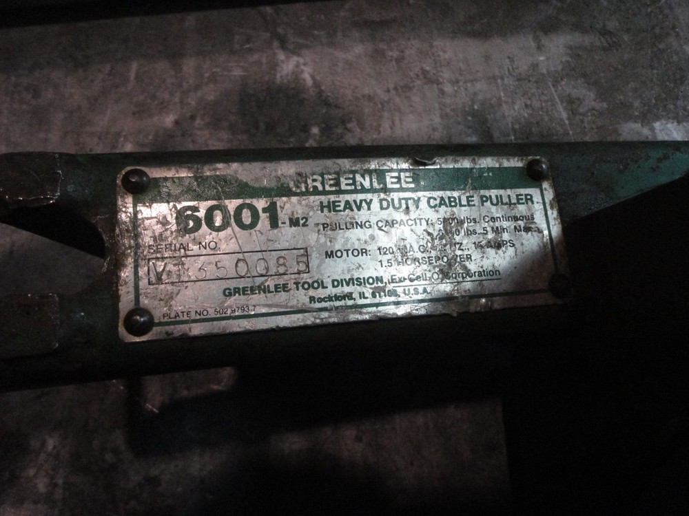 GREENLEE "SUPER" Tugger Cable Puller with all Hardware and Storage Box