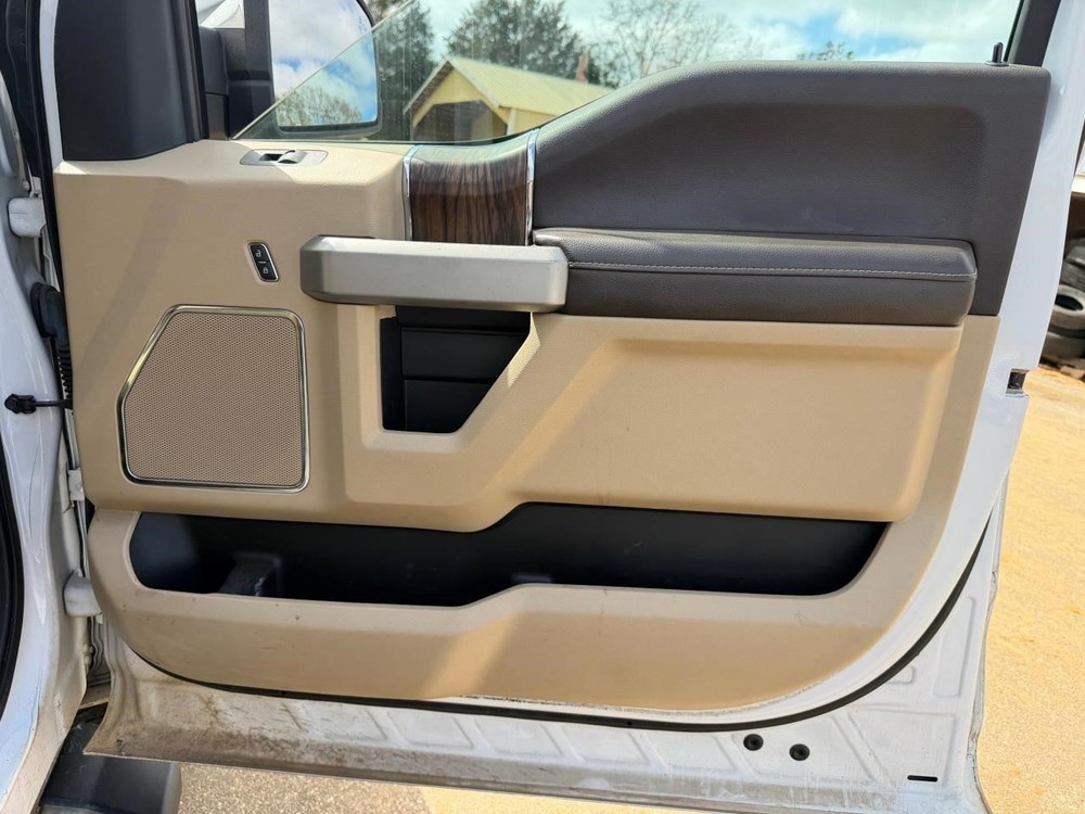 F150 2019 High Mounted Stop Light 104964530