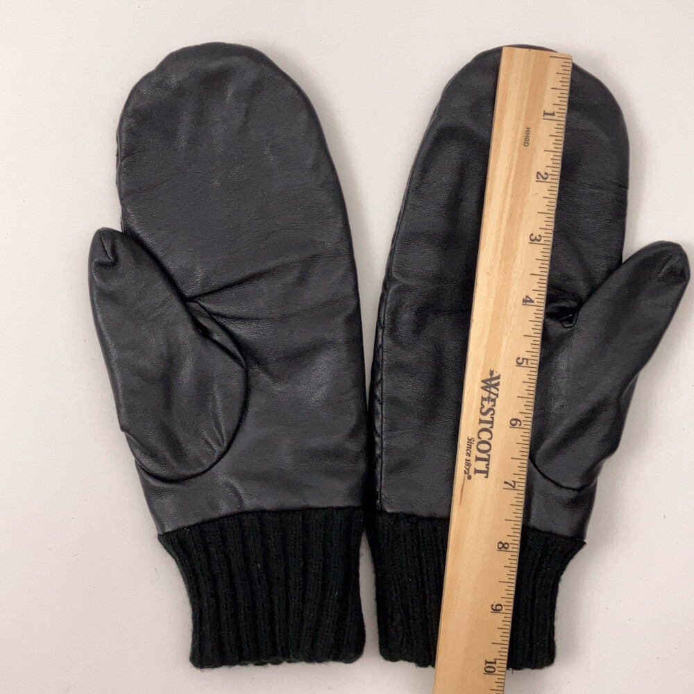 H&M Black Mitten With Heart Shape Stitching