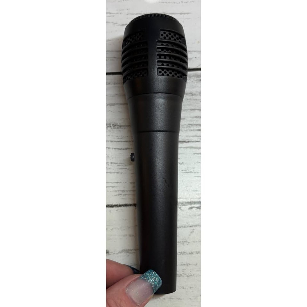 Handheld Wired Dynamic Microphone
