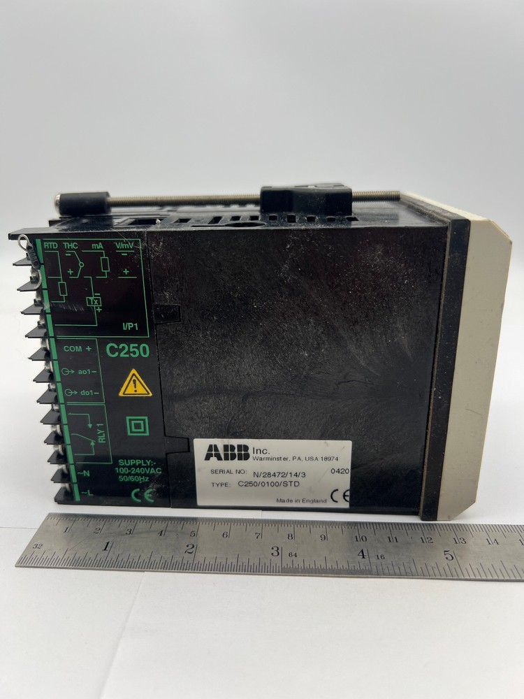 ABB COMMANDER 250 PROCESS TEMPERATURE CONTROLLER C250/0100/STD ENGLAND UK