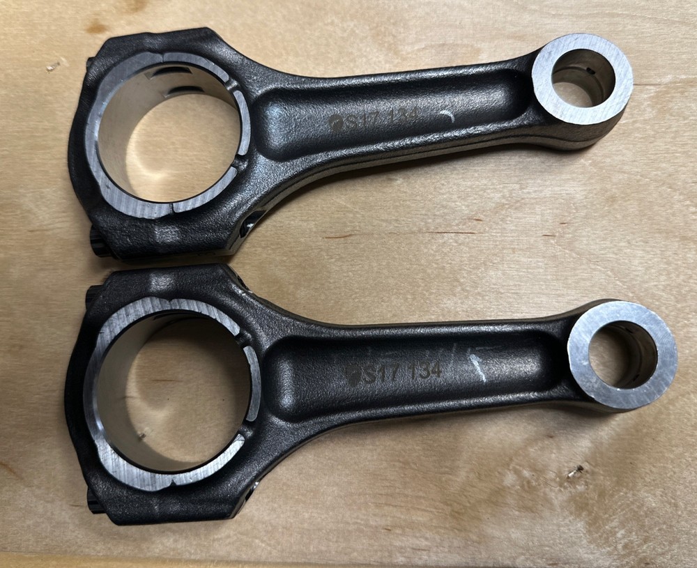 2013-2018 Ducati Monster CONNECTING RODS 15820251A