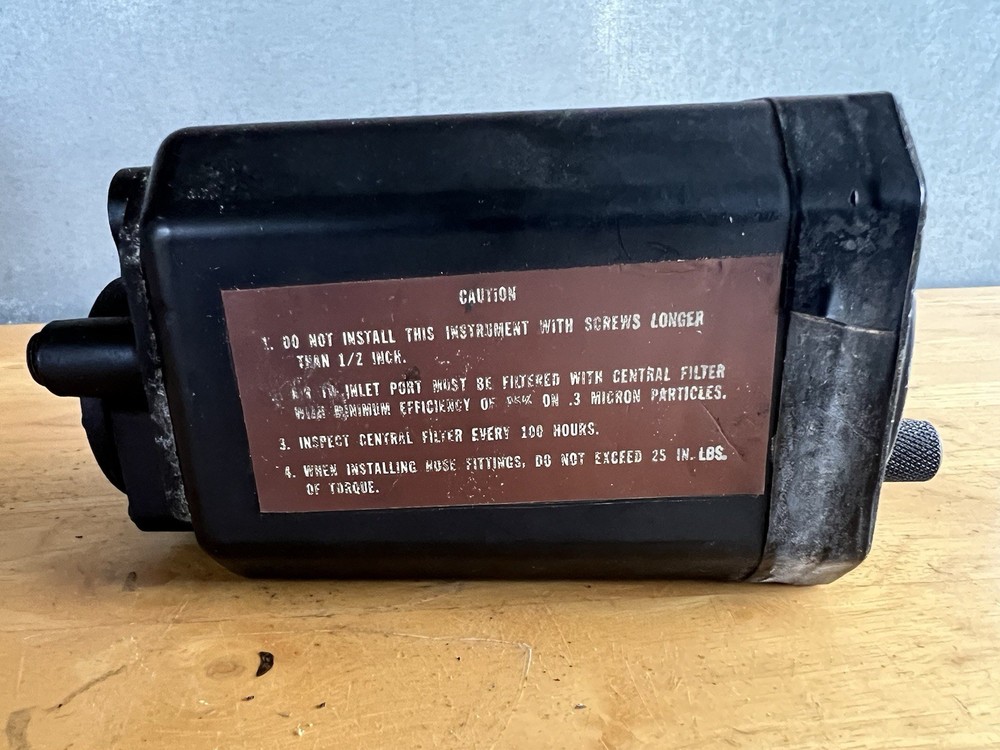 ANS 30 Attitude Gyro