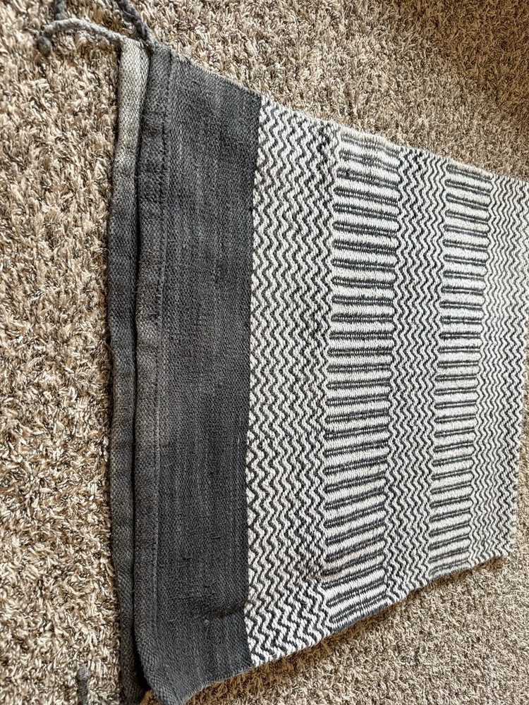 Grey/White cotton Woven Fold Over Western Saddle Blanket