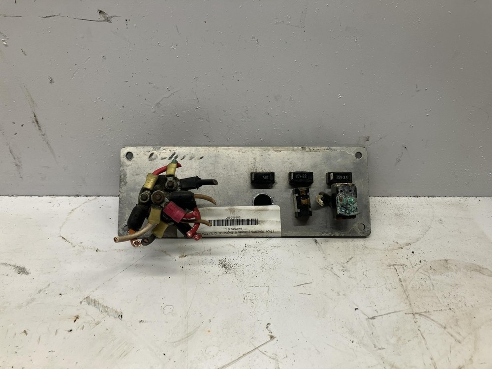 1984-2001 Kenworth T600 IGNITION Dash Panel - Used