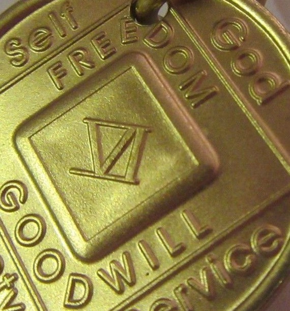 NARCOTICS ANONYMOUS NA KEY TAG 6 YEAR Keyring medallion Serenity Clean