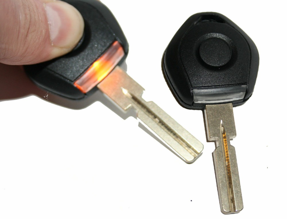 For BMW E31 E39 E38 Z3 3 5 7 E36 E32 E34 LED Lamp Button Remote Key Blank A67