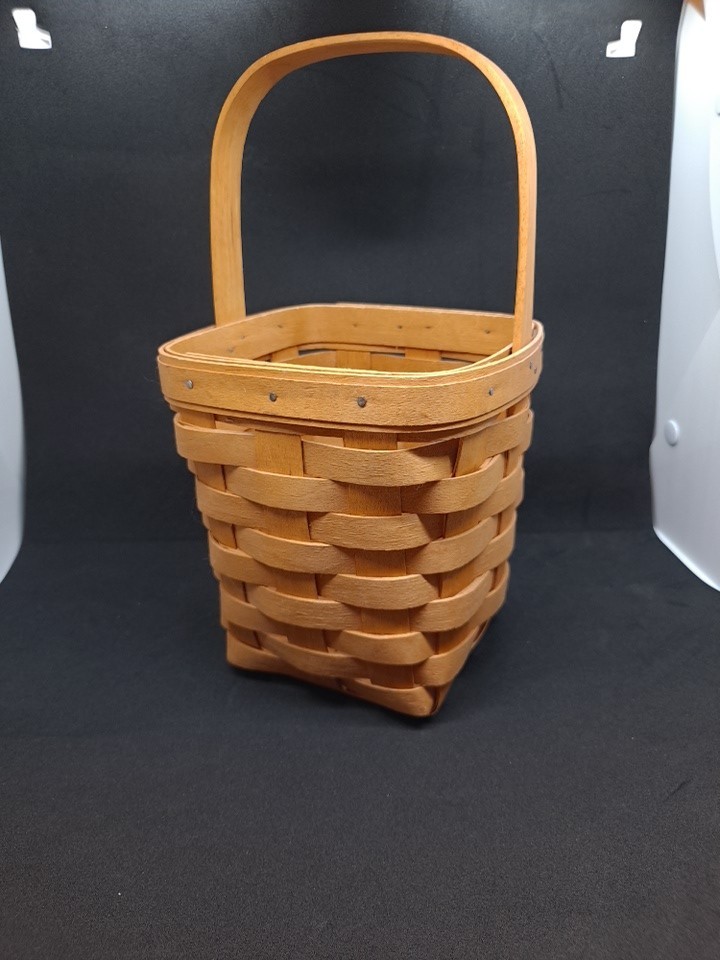 1997 Longaberger Classic Medium Peg Square Basket 6" Tall With Handle