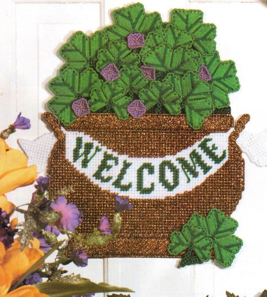 SHAMROCK WELCOME KETTLE ST. PATRICK'S DAY PLASTIC CANVAS PATTERN INSTRUCTIONS