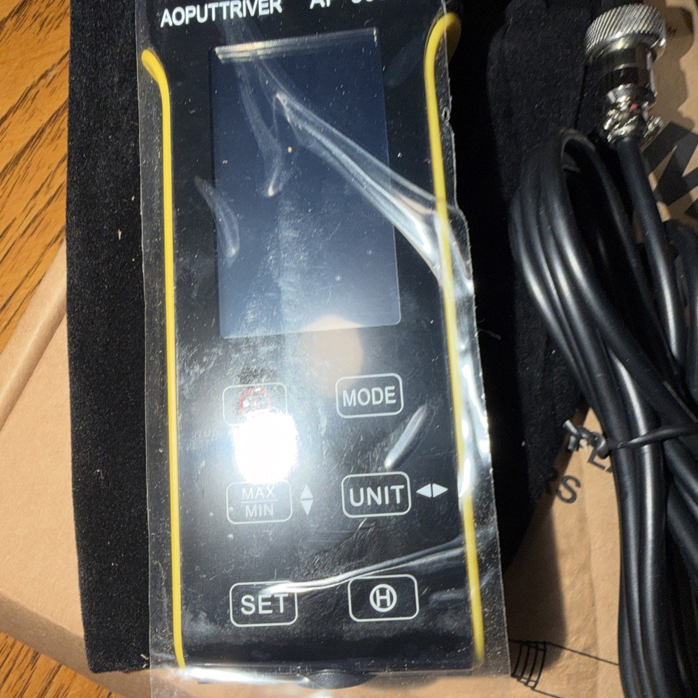 Anemometer Handheld, HVAC Wind Meter Hot Wire Anemometer with Telescopic