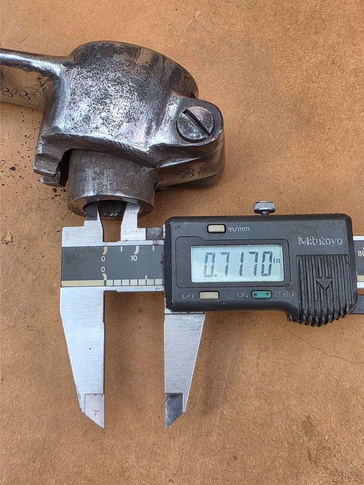 Milling Machine Knee Crank Handle & Swivel, MFG. UNKNOWN 38 SPRING LOADED