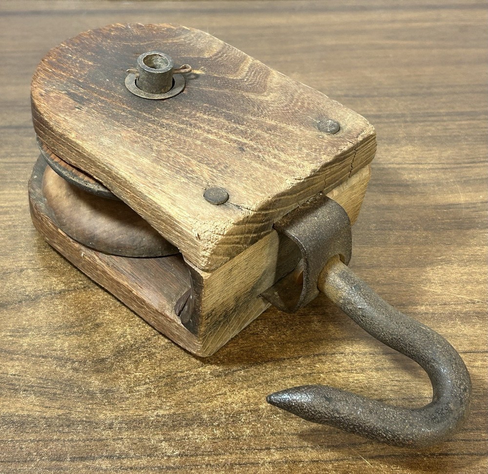 Antique Wood Single Pulley