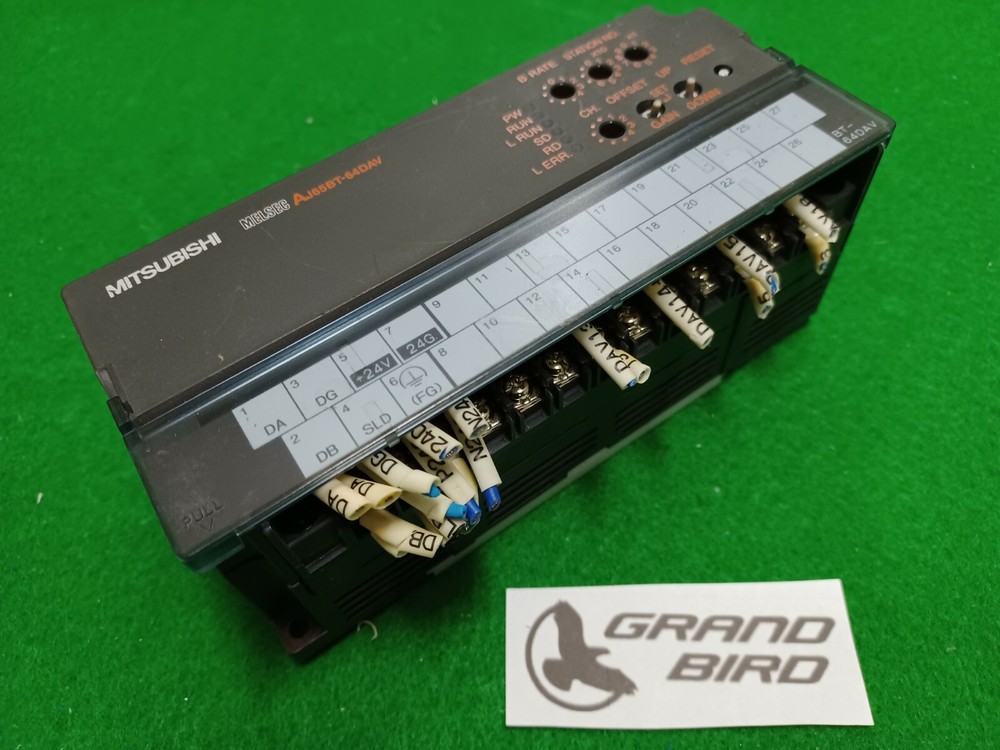 MITSUBISHI AJ65BT-64DAV D/A CONVERTER UNIT, USED