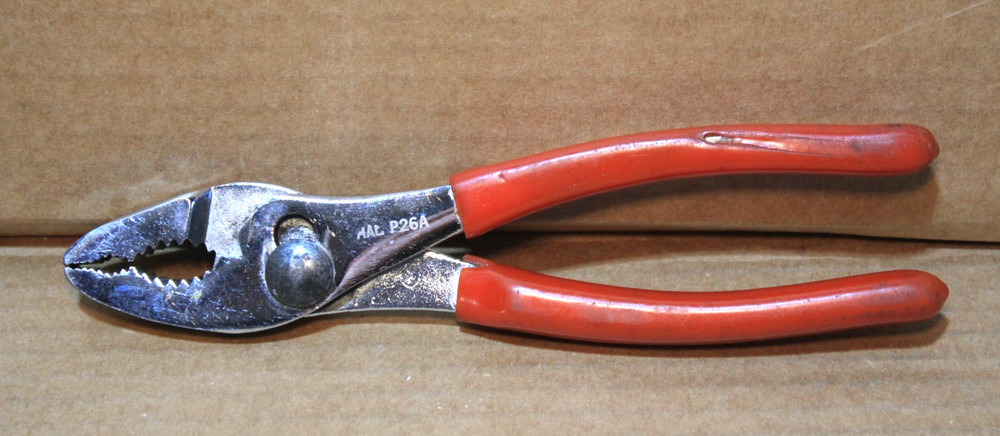 MAC Tools P26A Slip Joint Pliers 6-1/2”