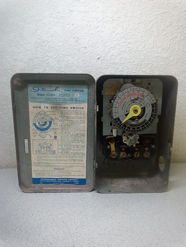 Intermatic Time Switch Double Pole Single Throw, Model V25073 120V 60c