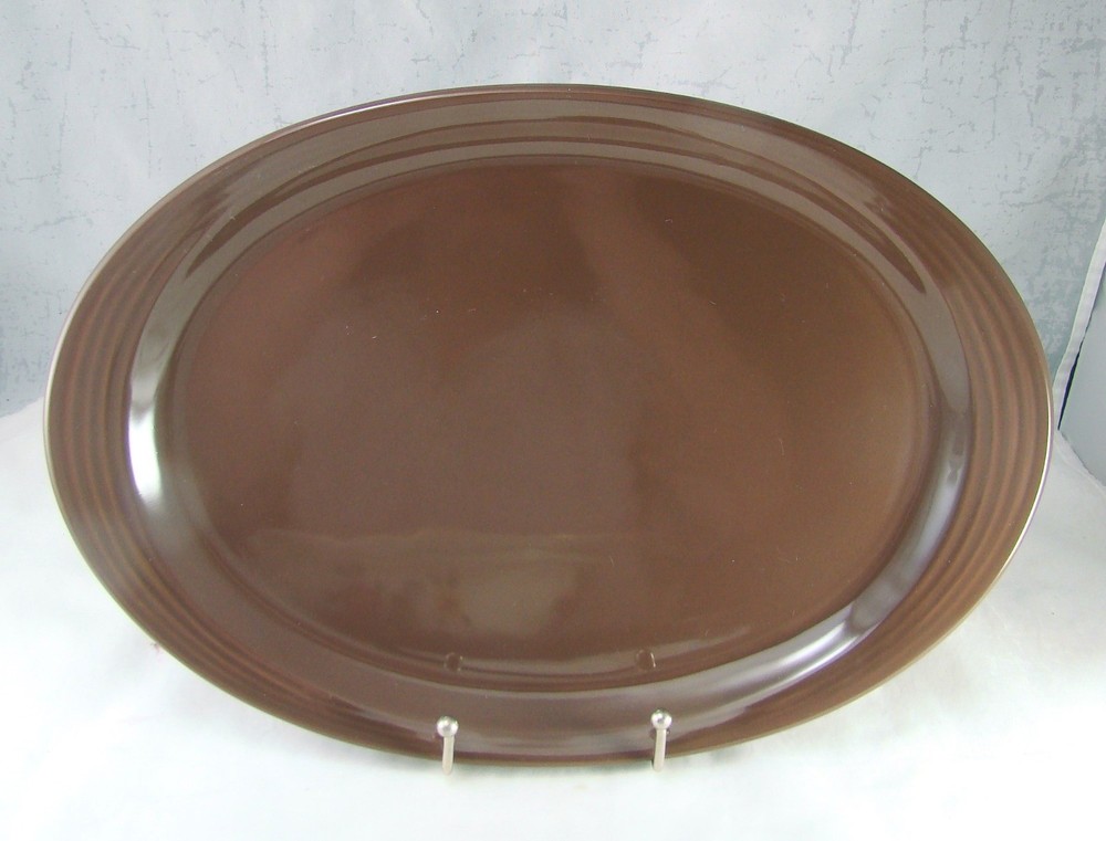 Oneida CULINARIA Cocoa 14 3/8" Oval Platter