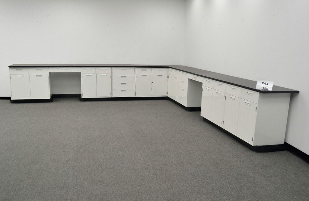 28' Laboratory L Cabinet Group w/ Black Tops / E1-552