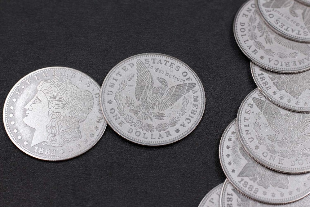 blue-ther 10pcs Super Thin Palming Coins (Half Dollar Version) Small, Silver