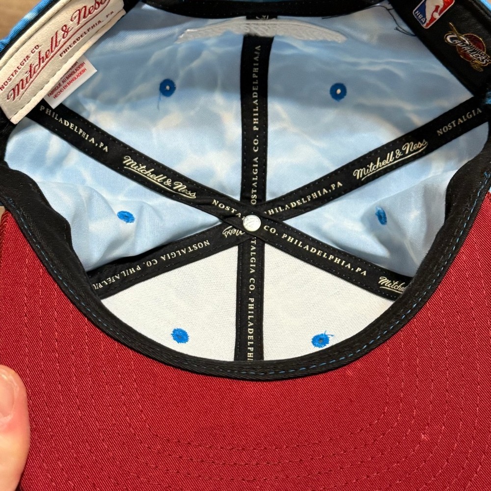 Cleveland Cavaliers Mitchell & Ness snapback hat cap