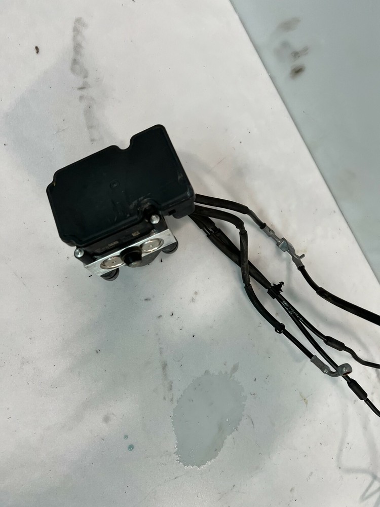 09-14 BMW S1000RR S 1000 RR Complete ABS PUMP MODULE COMPUTER BRAKE LINES