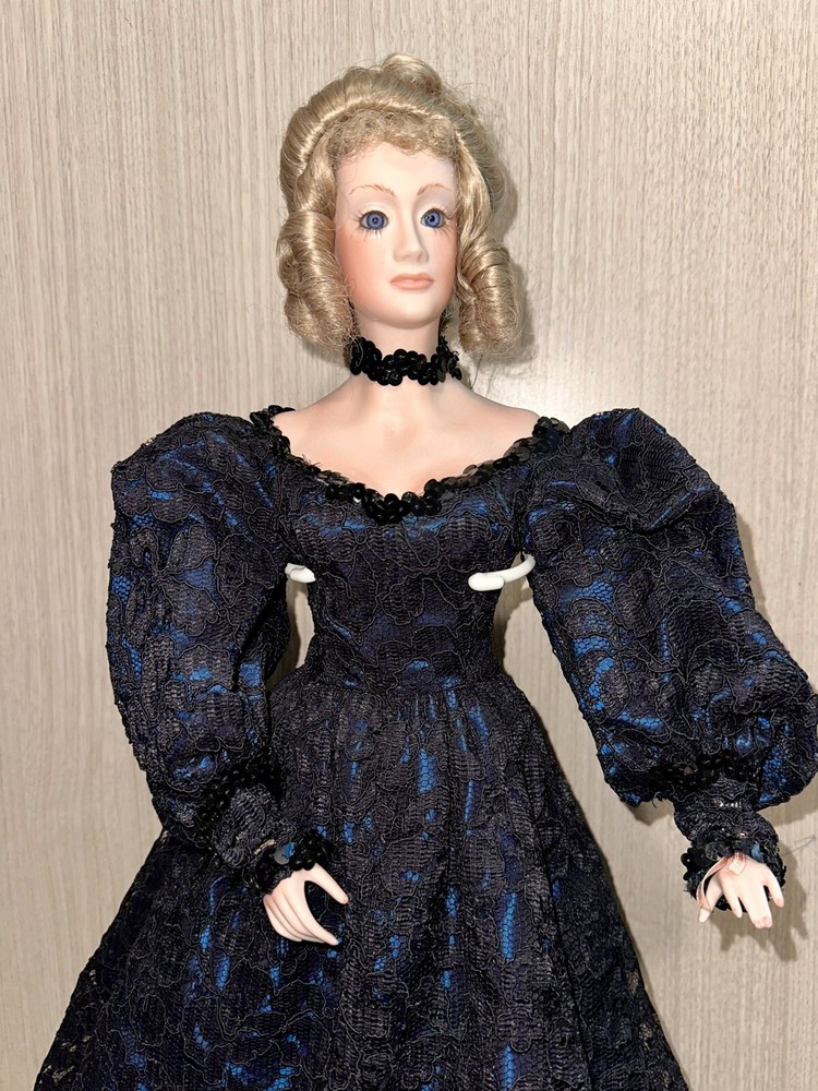 Haunted Doll : Misty - Please Read