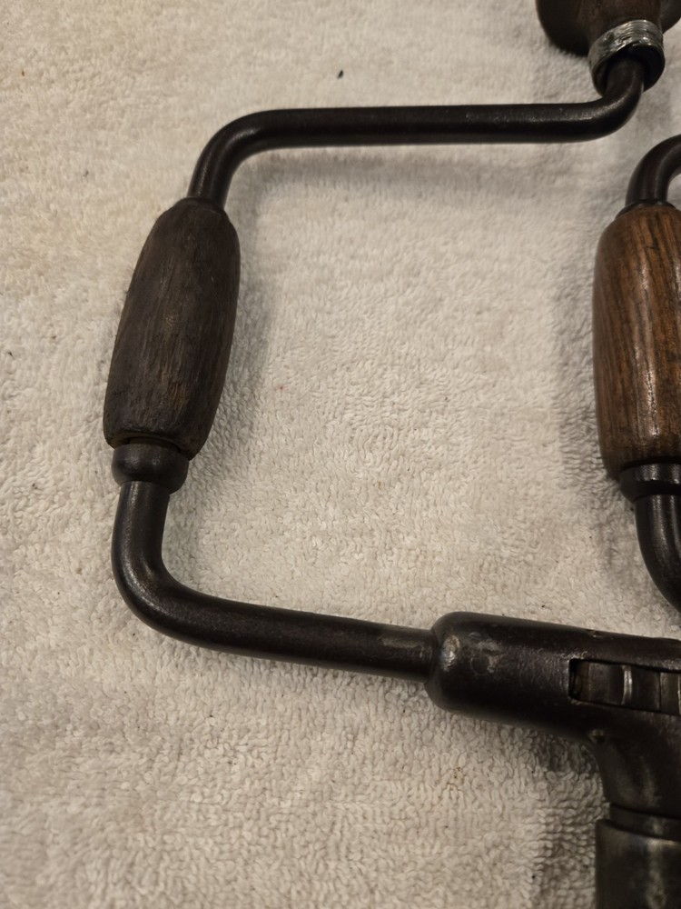 LOT OF THREE BIT BRACES