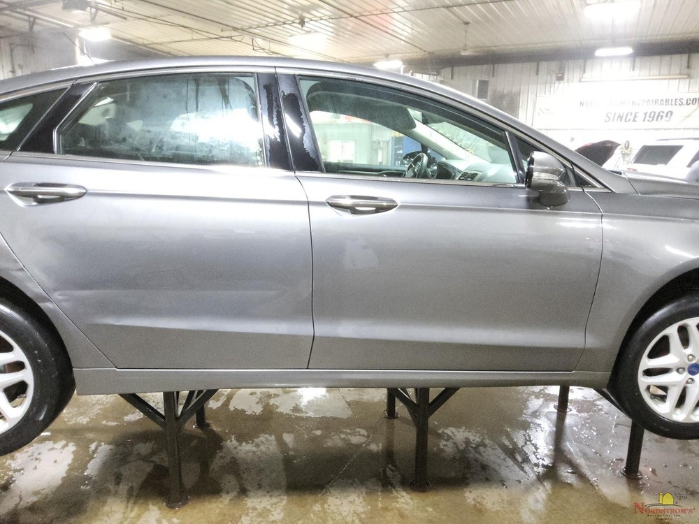 2014 Ford Fusion Driver Front Headrest Only Black Leather