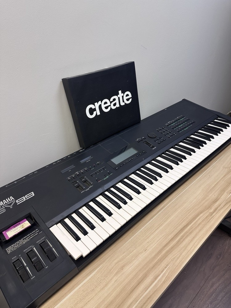 yamaha sy99 synthesizer