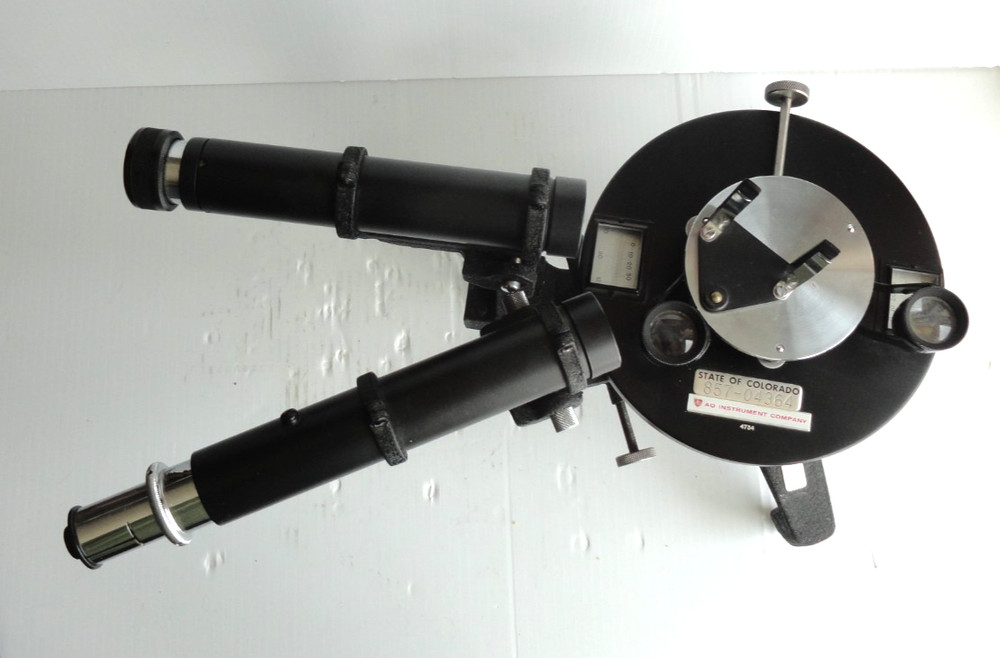 American Optical Spectrometer 4734