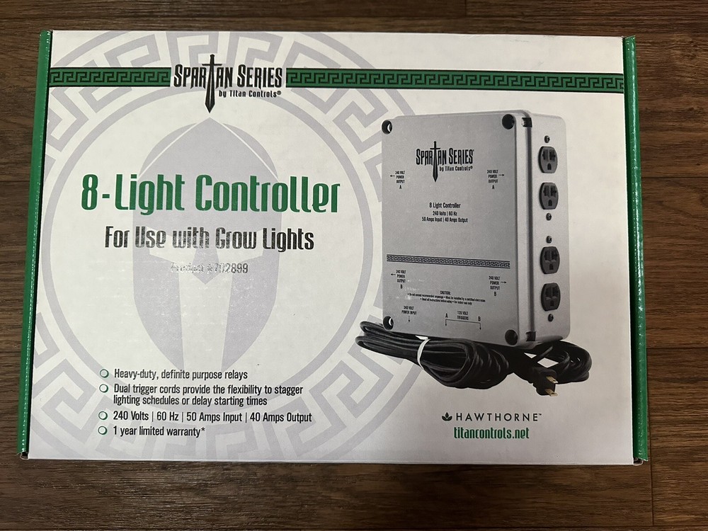 Titan Controls - Spartan Series 8 Light Controller - 240 Volt - HGC702899