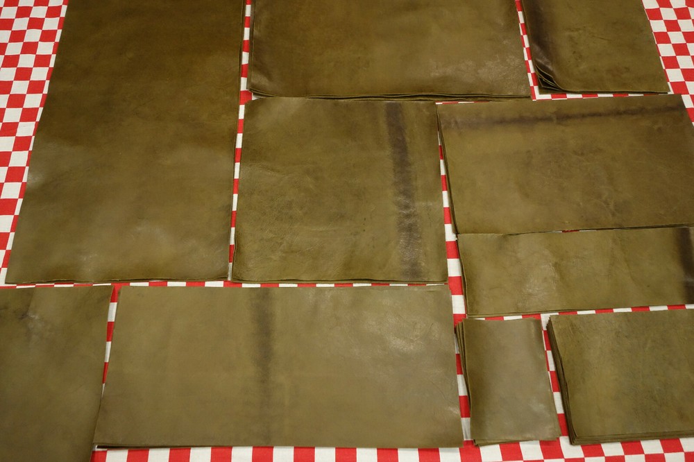THIN HORWEEN FROG GREEN 2 oz. HORSE LEATHER CUTS. SELECT YOUR SIZE.