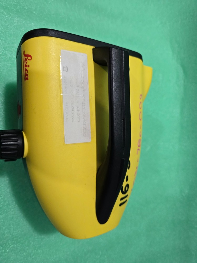 Leica Sprinter 100M Digital Level