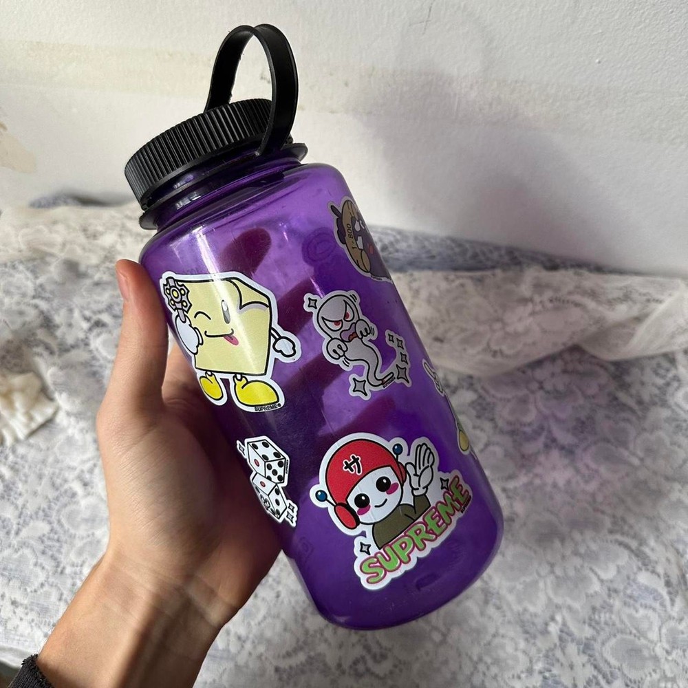 Supreme 32oz nalgene character aoi water bottle