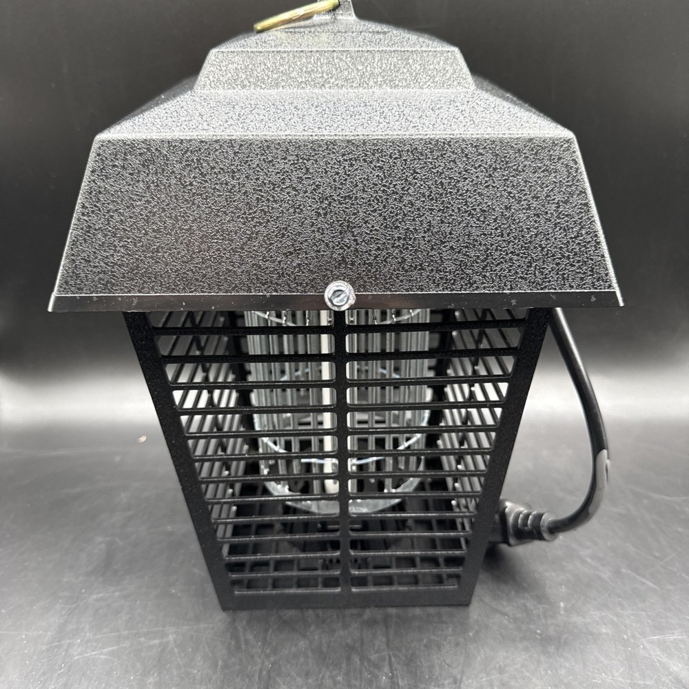 Flowtron BK-15D Electronic Insect Killer 1/2 Acre Coverage - Blue Bug Zapper