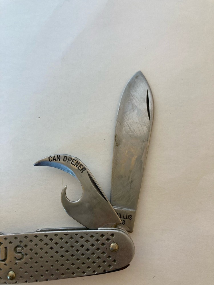 Camillus 1968 US military mutil function tool knife