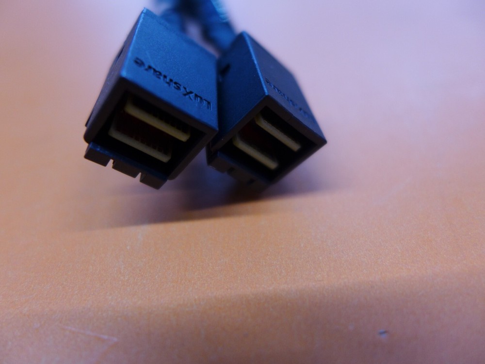 Genuine Dell SAS Server RAID T340 Cable X2N98