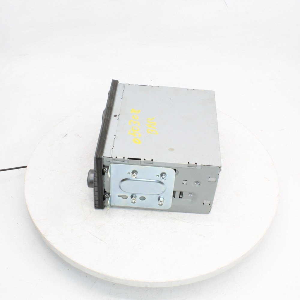 2005 Honda Element Radio Control Unit Part Number - 638-58846