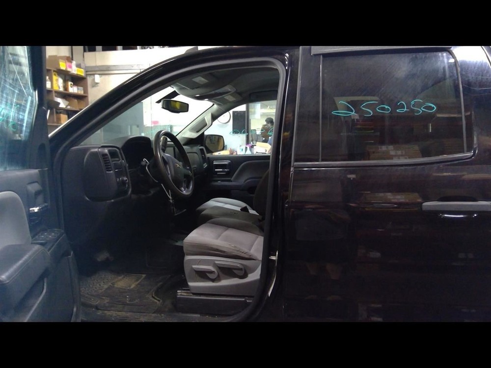 2018 SILVERADO 1500 2 Rear Headrests 1619480