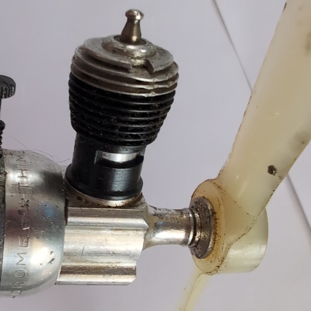 Vintage Cox .049 Babe Bee Model RC Airplane Engine Thimble Drome -Untested-...
