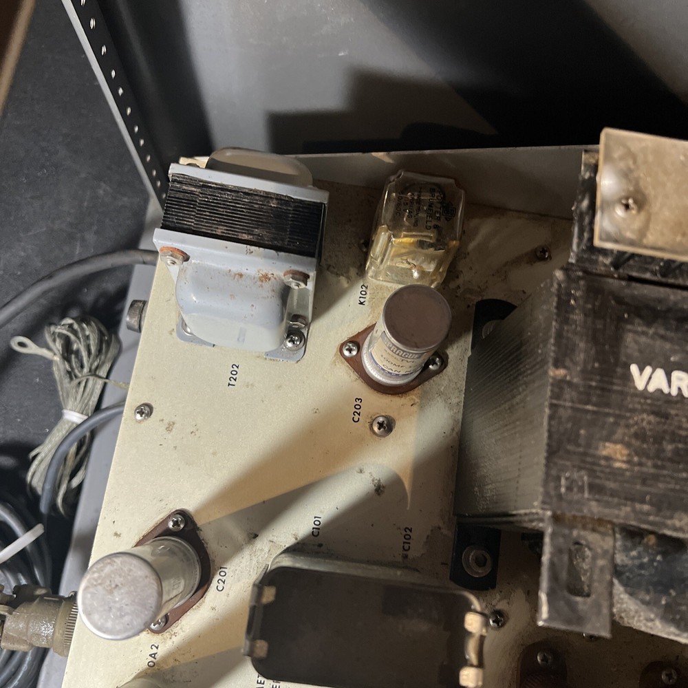 Varian Associates Leak Detector Model 975-0000