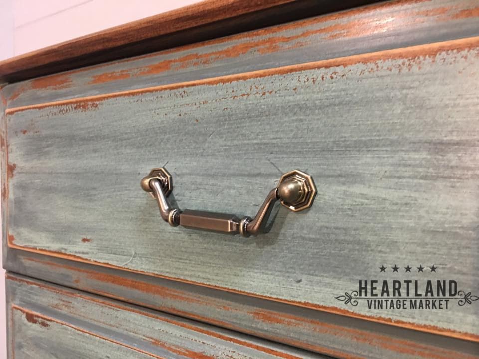 3-3/4" Bail Drop Pull Bronzed Antique