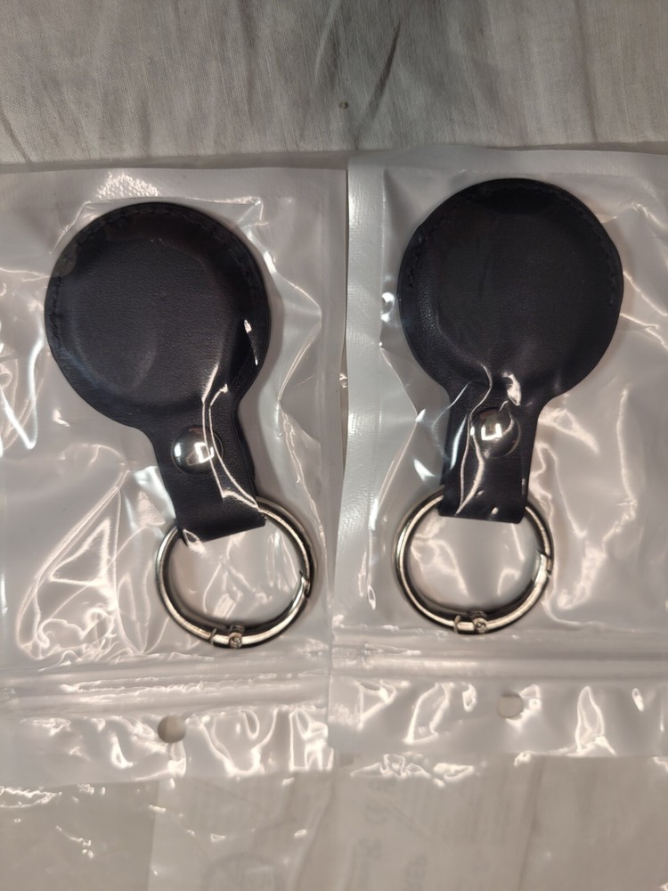 2 Air Tags And Key Wallet