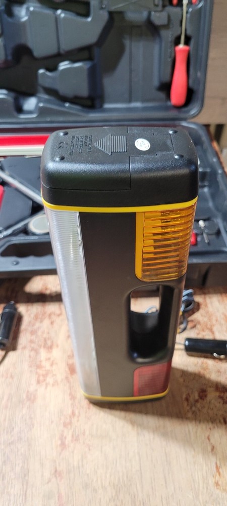 Emergency Auto Safety Kit