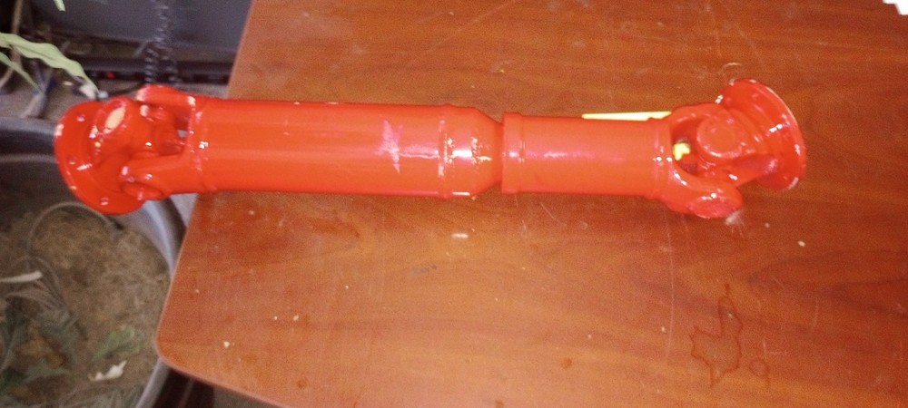 CARDAN UNIVERSAL JOINT DRIVE SHAFT