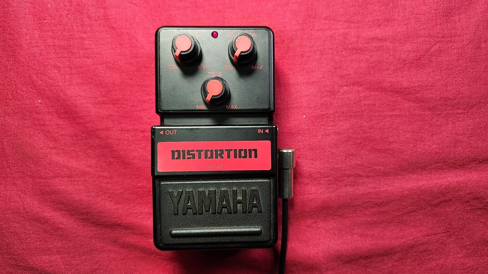 YAMAHA DI-100 Distortion Guitar Effect Pedal