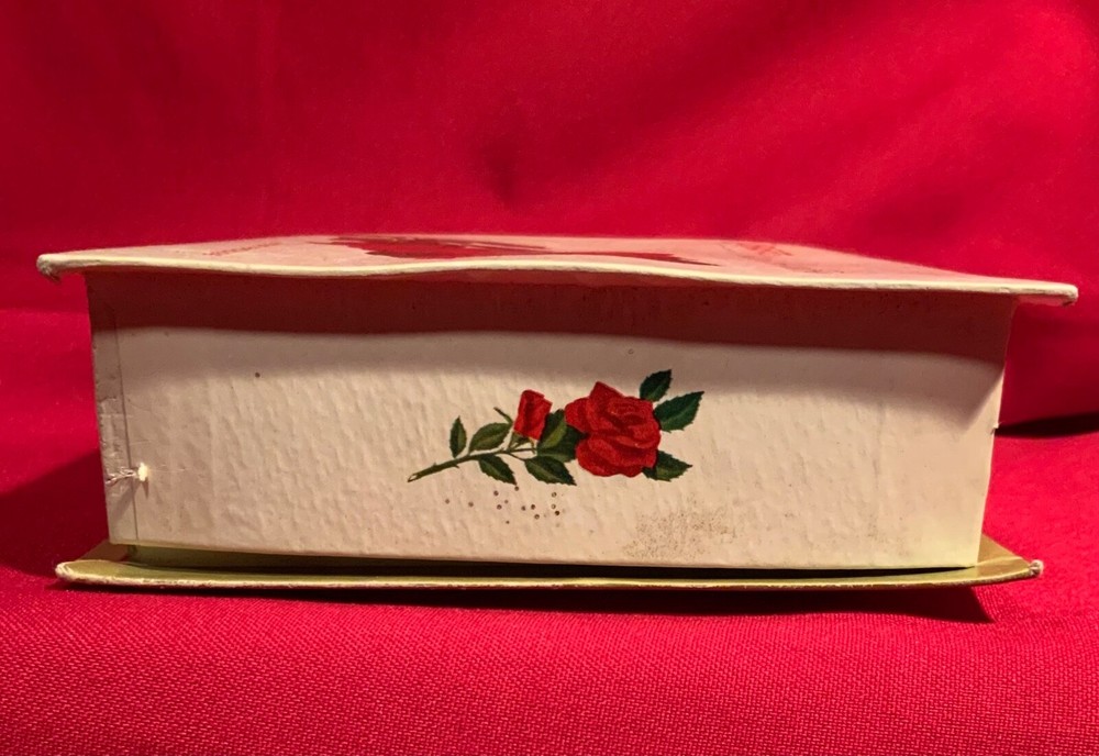 Schrafft’s,Rose Package,Candy Box,Chocolate Box,Container,USA,Assorted Candy Box