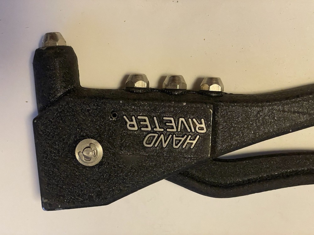 National Hand Riveter Tool Rivet Gun With Case