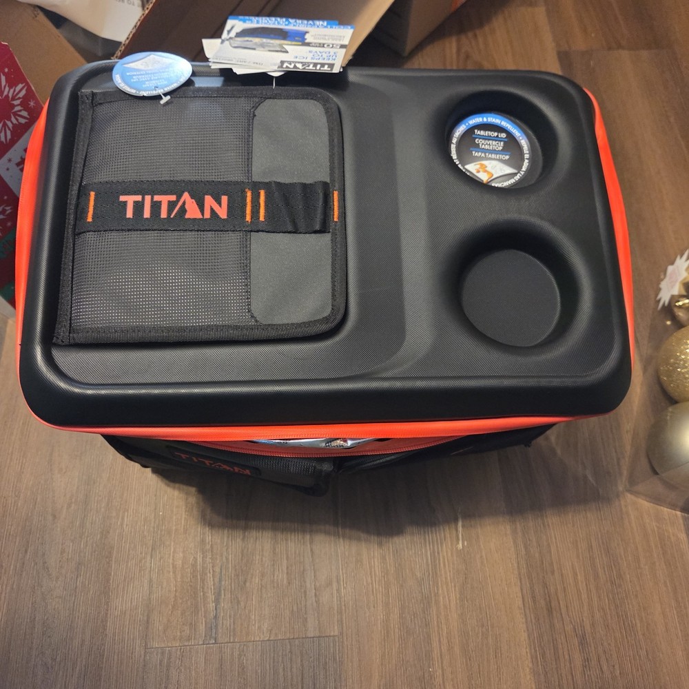Titan 50 Can Eva Tabletop Black/Red