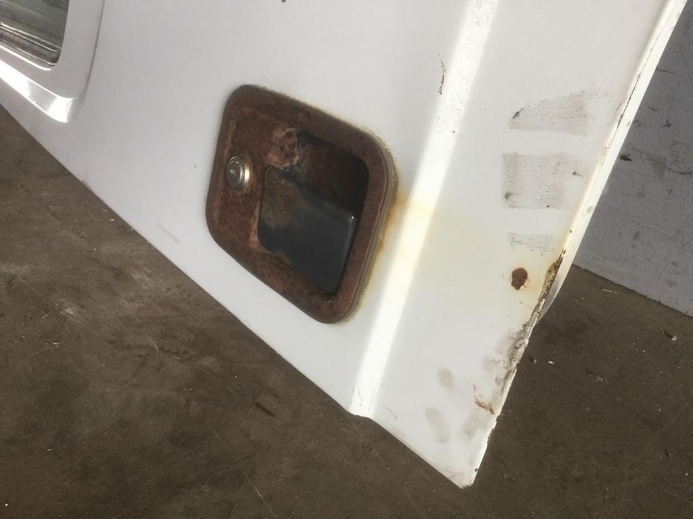 For 2000 FREIGHTLINER FLC112 DOOR ASSEMBLY Right , IL