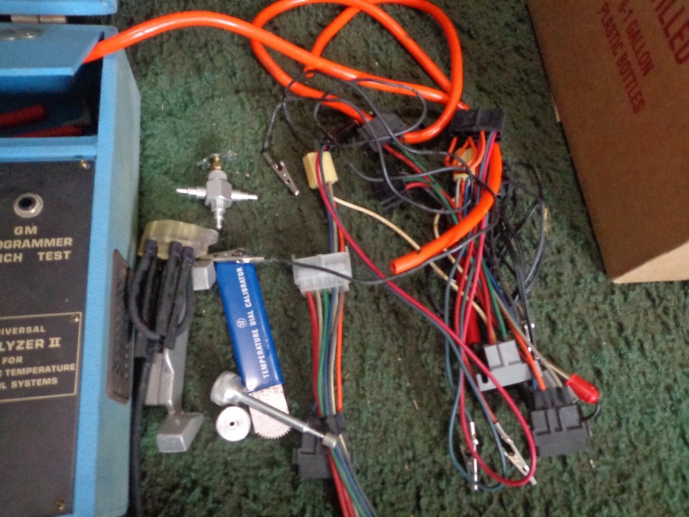 Vintage GM ANALYZER II Programmer Bench Test For Automatic Temp. Control Systems